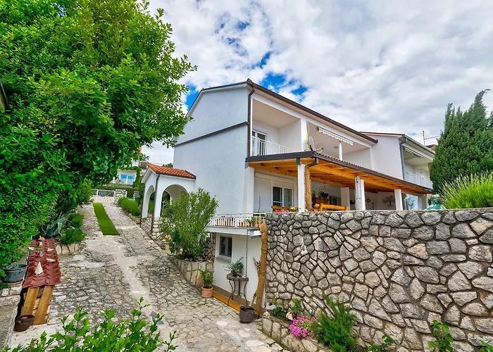 Reizendes Nur 350 Meter Zum Sandstrand Mit Meerblick, Grill, Waschmaschine 茨里克韦尼察