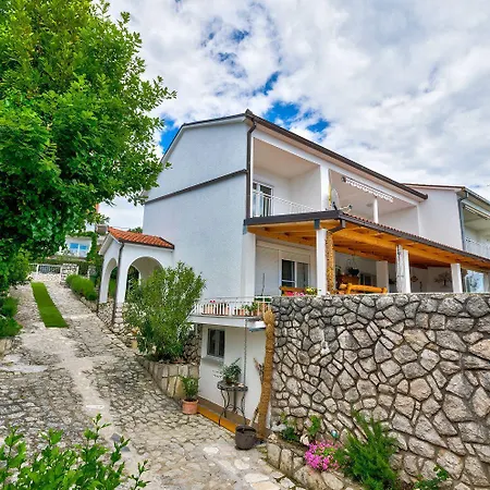 Reizendes Nur 350 Meter Zum Sandstrand Mit Meerblick, Grill, Waschmaschine Crikvenica