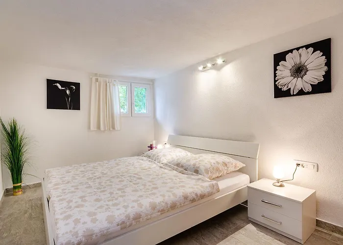Reizendes Nur 350 Meter Zum Sandstrand Mit Meerblick, Grill, Waschmaschine Apartmán Crikvenica